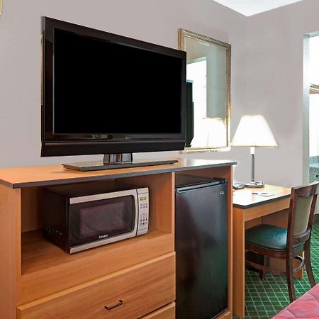 Travelodge Sacramento/Rancho Cordova Εξωτερικό φωτογραφία