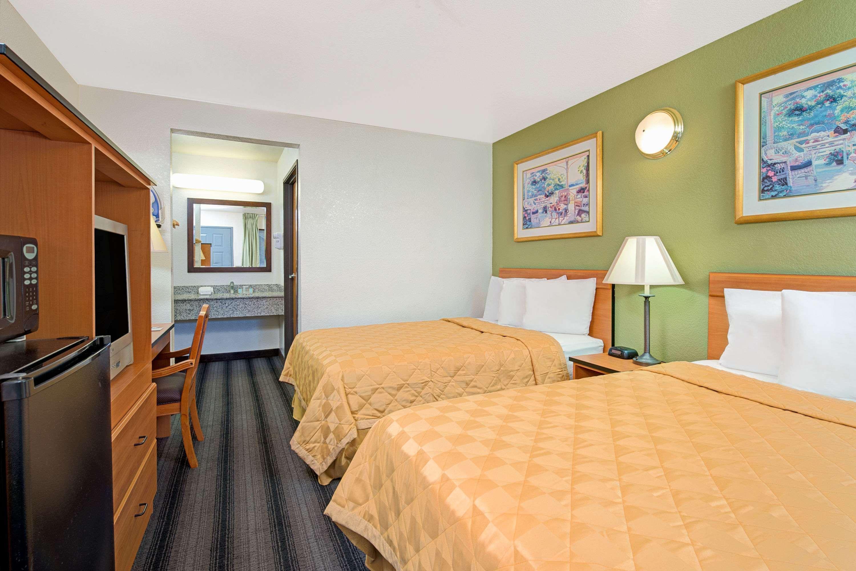 Travelodge Sacramento/Rancho Cordova Εξωτερικό φωτογραφία
