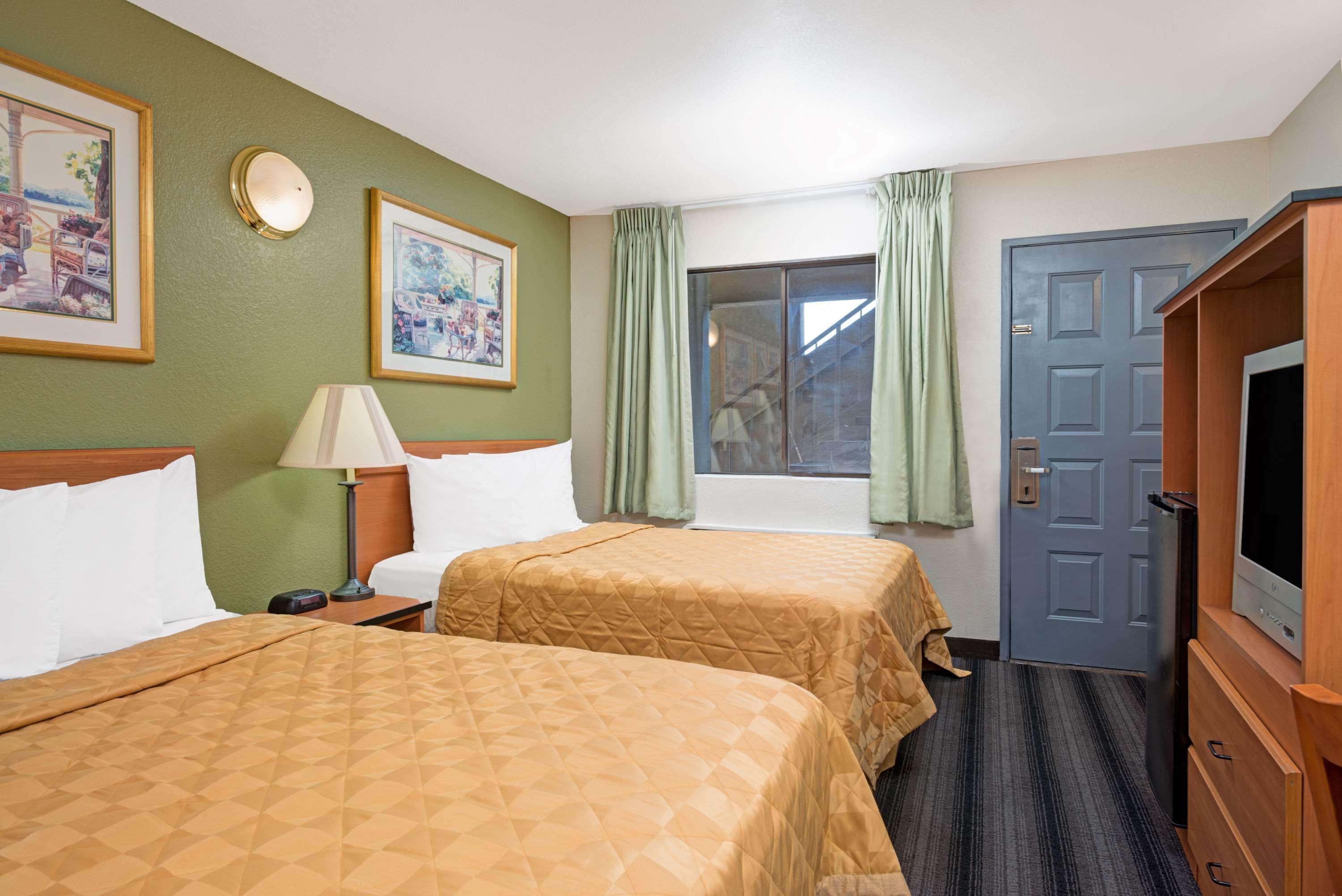 Travelodge Sacramento/Rancho Cordova Εξωτερικό φωτογραφία